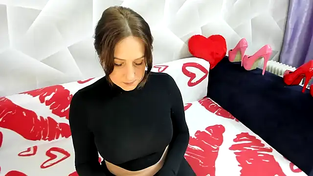 Sweet Lanaaaaa online show from 02/17/26, 02:02