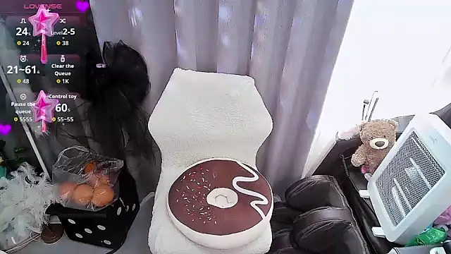 Xiaoyu-G online show from 03/04/26, 12:38