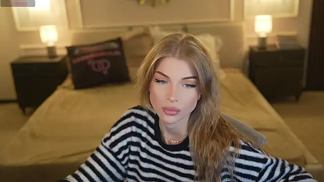 Snapshot of Stacy054 chatting on 11/09/25, 01:20 Stacy054 online show from 11/09/25, 01:20