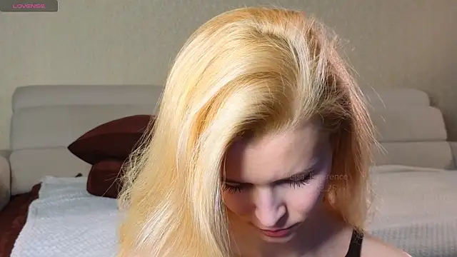 elsa limerence online show from 02/10/25, 07:26