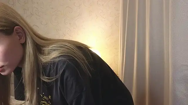 elsa limerence online show from 05/08/26, 06:13