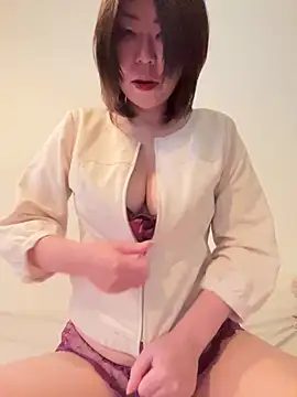 Yukimi- online show from 12/20/24, 09:50