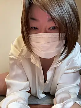 Yukimi- online show from 12/16/25, 01:27