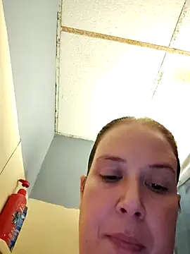 023Longandjuicy online show from 12/19/25, 12:06