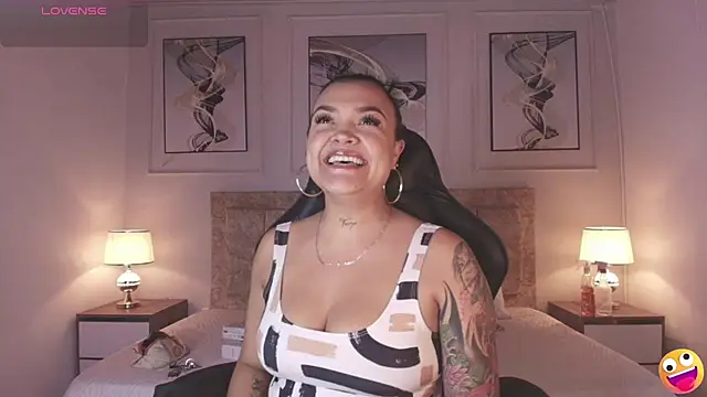 lyn adamns online show from 02/17/25, 10:03