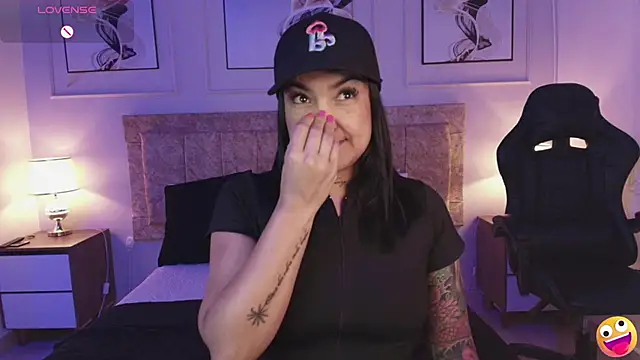 lyn adamns online show from 03/18/25, 06:59