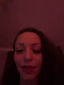 Chiara0102 online show from 04/27/26, 09:35