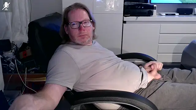 VSteph online show from 11/08/25, 10:41