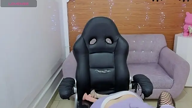 Chinatsu t online show from 02/13/26, 12:56