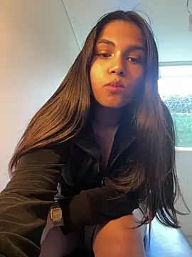 sc4ry girl1 online show from 03/13/25, 06:45