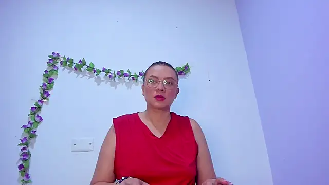 Snapshot of nicollee18 chatting on 01/29/25, 09:01 nicollee18 online show from 01/29/25, 09:01