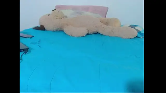 Snapshot of perverted_couple_- chatting on 01/25/25, 11:00 perverted couple - online show from 01/25/25, 11:00