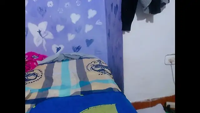 Snapshot of perverted_couple_- chatting on 09/22/25, 11:40 perverted couple - online show from 09/22/25, 11:40