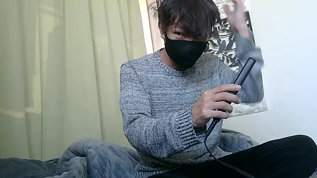 UKI06 online show from 12/23/24, 04:33