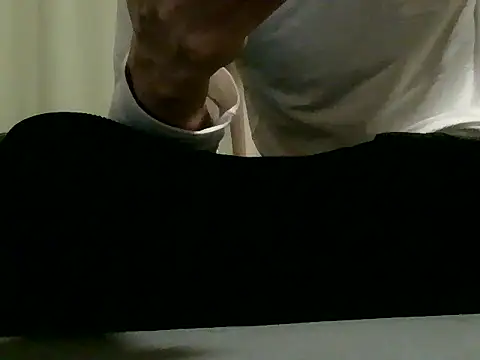 UKI06 online show from 01/10/25, 03:48