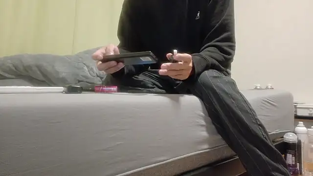 UKI06 online show from 11/22/25, 12:26