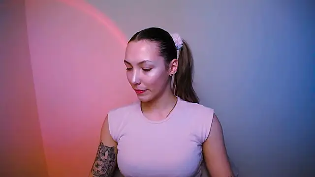 VanessaMay  online show from 12/17/24, 06:31