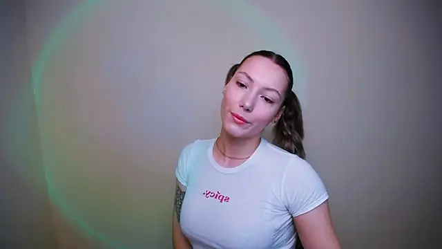 VanessaMay  online show from 12/25/24, 07:57