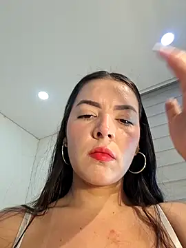 Snapshot of Anal_Luucia chatting on 07/25/26, 12:36 Anal Luucia online show from 07/25/26, 12:36