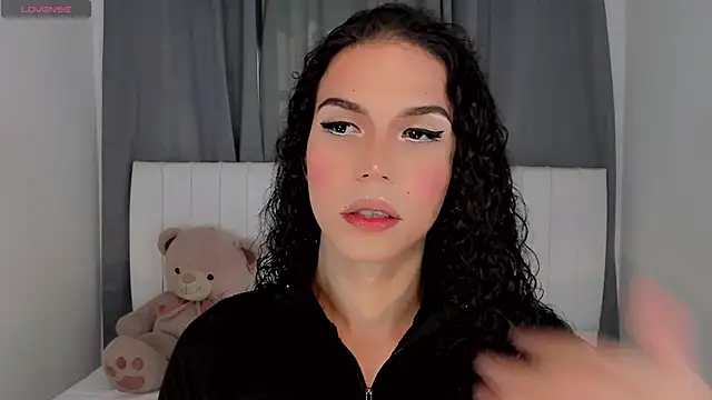 gatitavenecis online show from 10/02/25, 02:02
