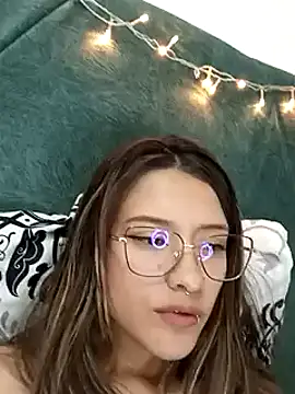 Gabby and Alice online show from 01/13/25, 02:28