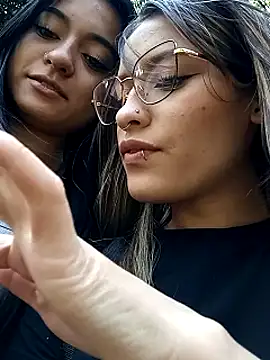 Gabby and Alice online show from 02/15/25, 07:39