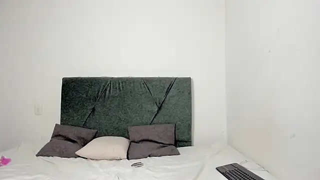 Gabby and Alice online show from 03/05/25, 11:27