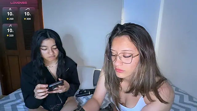 Gabby and Alice online show from 09/13/25, 07:46