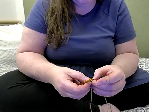 MarthaBriest online show from 11/04/25, 05:23