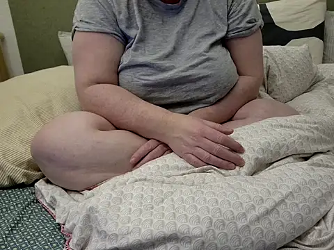 MarthaBriest online show from 02/18/26, 02:29