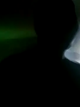 Snapshot of MaskOn_DOut chatting on 10/24/25, 04:42 MaskOn DOut online show from 10/24/25, 04:42