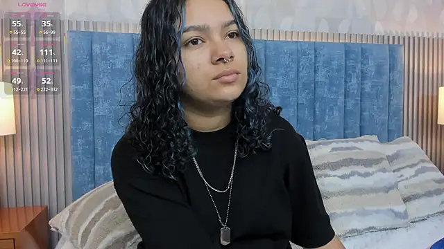 pretty sunlight  online show from 03/27/26, 02:06