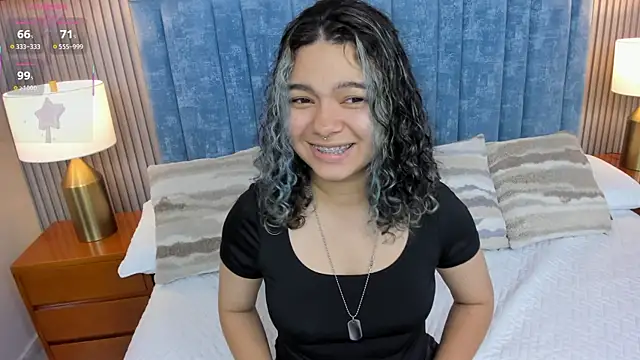 pretty sunlight  online show from 04/10/26, 02:06