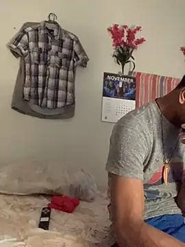 Snapshot of Johnras121 chatting on 11/18/25, 01:55 Johnras121 online show from 11/18/25, 01:55