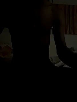 Snapshot of Johnras121 chatting on 11/30/25, 10:36 Johnras121 online show from 11/30/25, 10:36