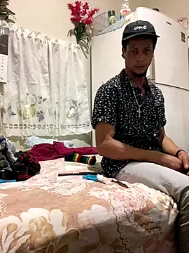 Snapshot of Johnras121 chatting on 01/05/26, 11:41 Johnras121 online show from 01/05/26, 11:41