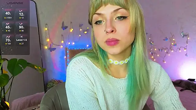 lavenderluxe online show from 12/14/25, 02:00