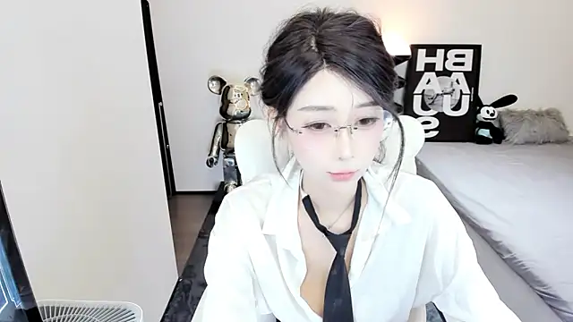 bdbdzs online show from 02/11/25, 10:07