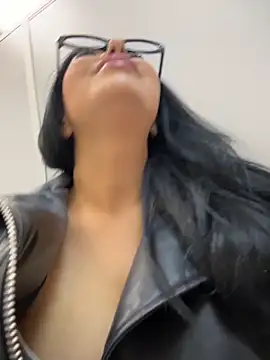 Tisha Busty online show from 05/25/26, 11:49