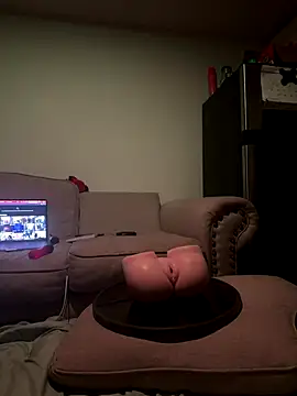 Snapshot of OffsetArmlet chatting on 10/06/25, 07:39 OffsetArmlet online show from 10/06/25, 07:39