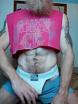 Gingerbeard40 online show from 12/03/25, 04:16