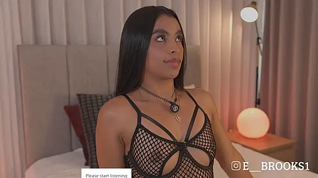 emma brooks1 online show from 05/01/26, 07:18