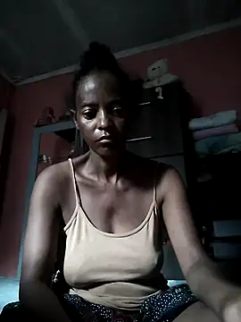 sweets 80 online show from 03/15/25, 04:35