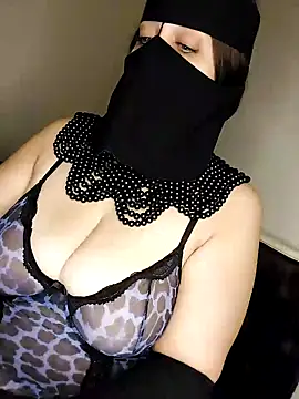 -Arab milf- online show from 12/29/24, 05:12