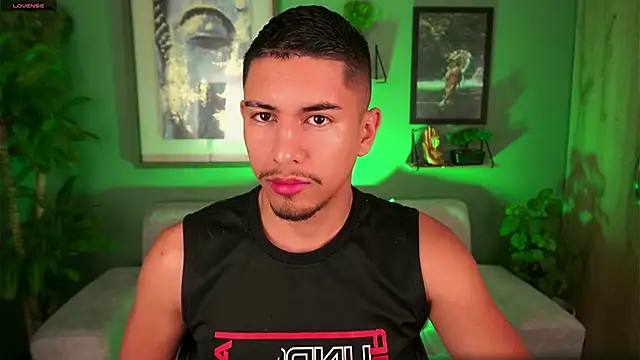 Aaronfox x online show from 03/17/25, 08:18