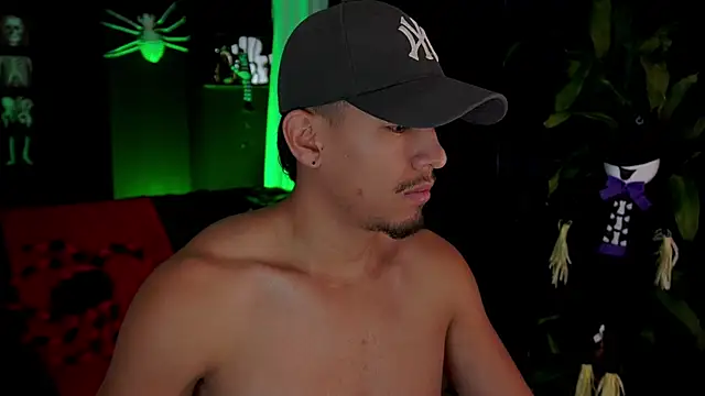 Aaronfox x online show from 10/20/25, 01:00