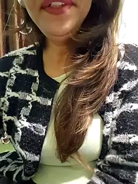 MIss-Naina online show from 01/04/25, 11:06