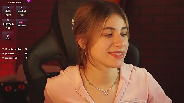 EllieCutes online show from 01/31/25, 01:02