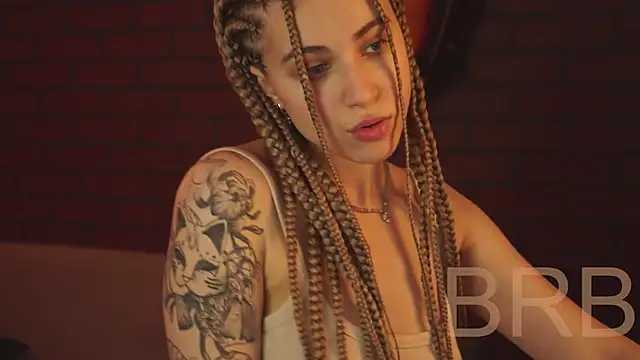 EllieCutes online show from 02/11/25, 08:37