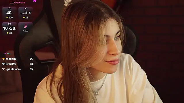 EllieCutes online show from 02/17/25, 11:44